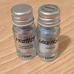 LUSH cosmetics | loose pigments + highlighter